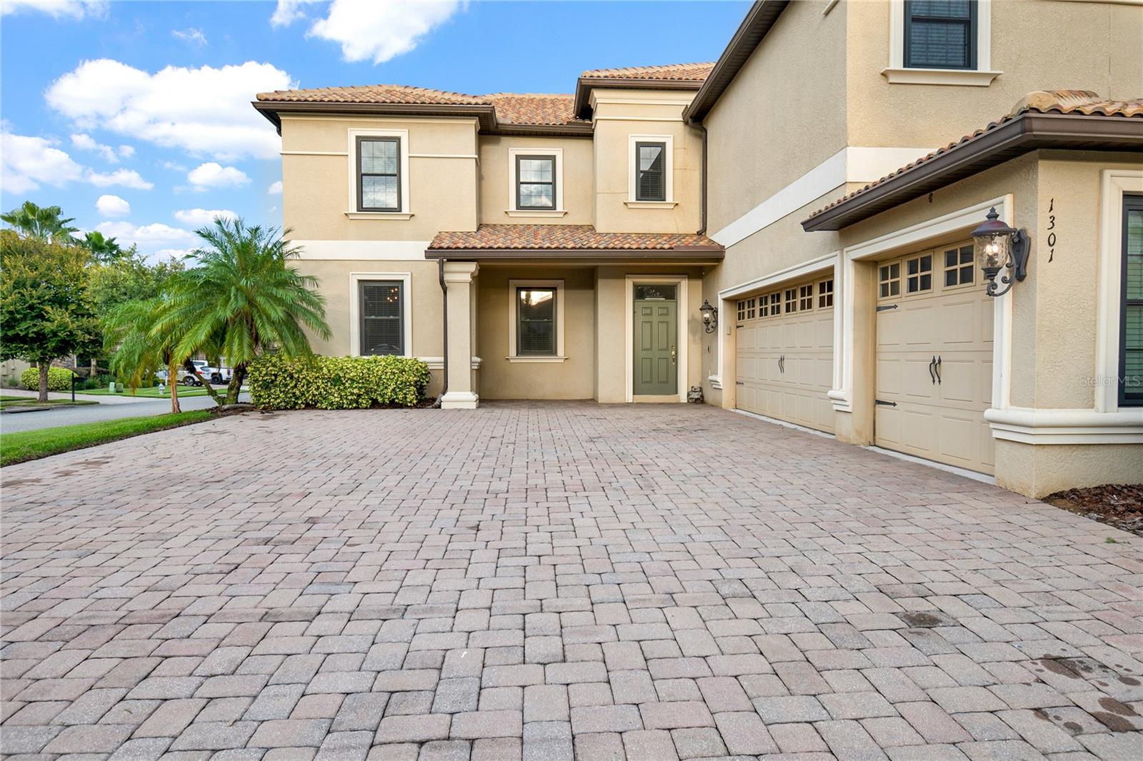 1301 GLENEAGLES LN, DAVENPORT, FL, 33896