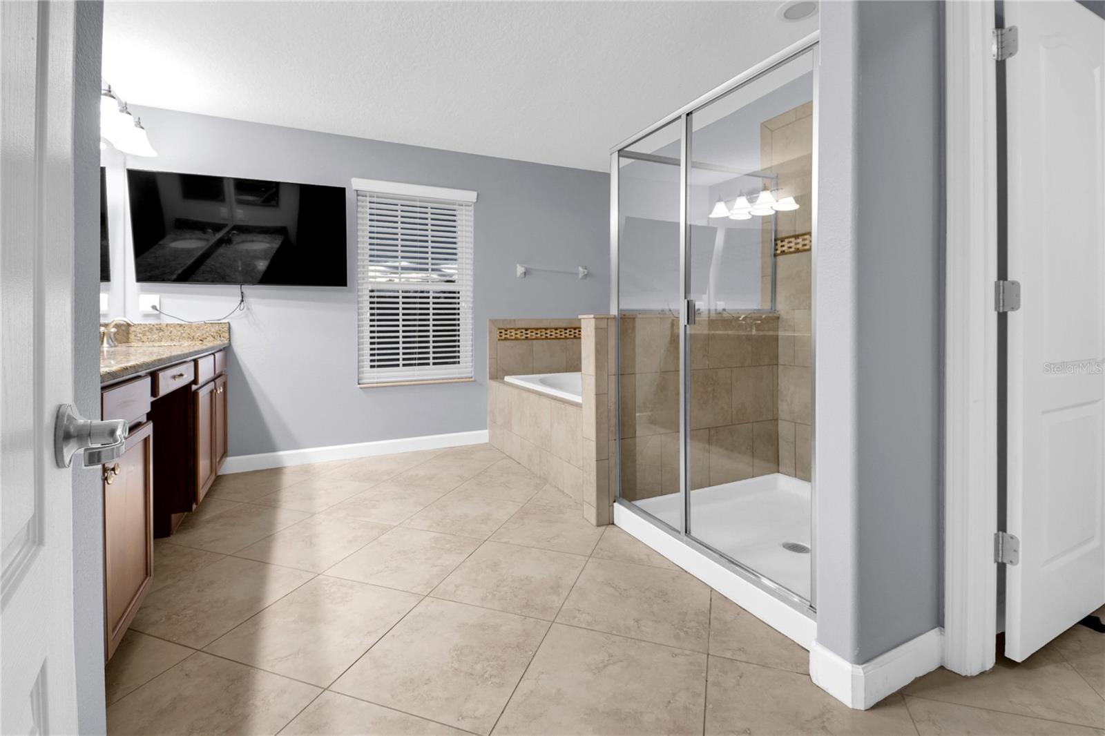 1301 GLENEAGLES LN, DAVENPORT, FL, 33896