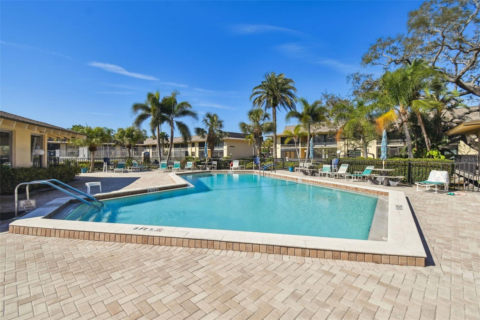 12300 VONN RD #2205, LARGO, FL, 33774