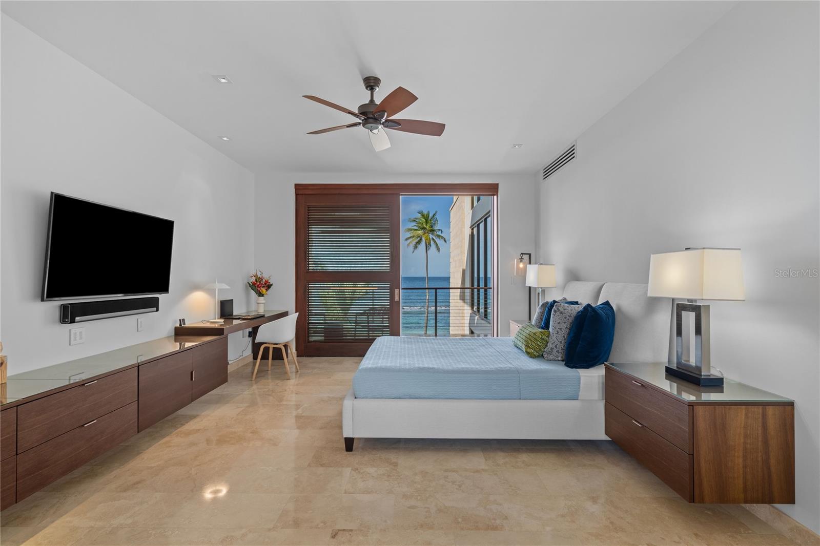 PR9115973 Property Photo