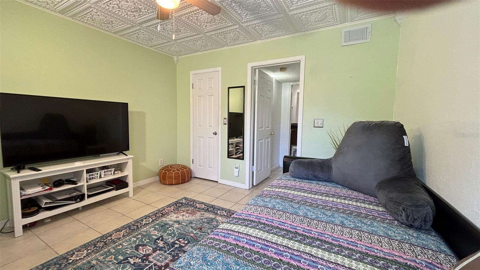 10200 GANDY BLVD N #515(Furnished), ST PETERSBURG, FL, 33702
