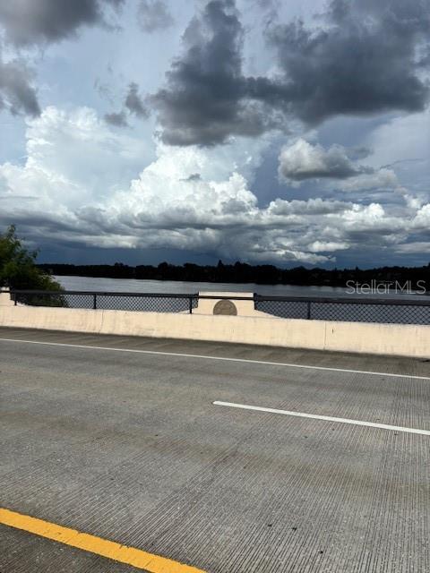 3812 E LAKESHORE DR, TAMPA, FL, 33604