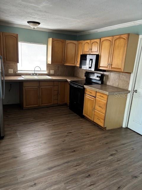 3812 E LAKESHORE DR, TAMPA, FL, 33604