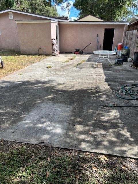 3812 E LAKESHORE DR, TAMPA, FL, 33604