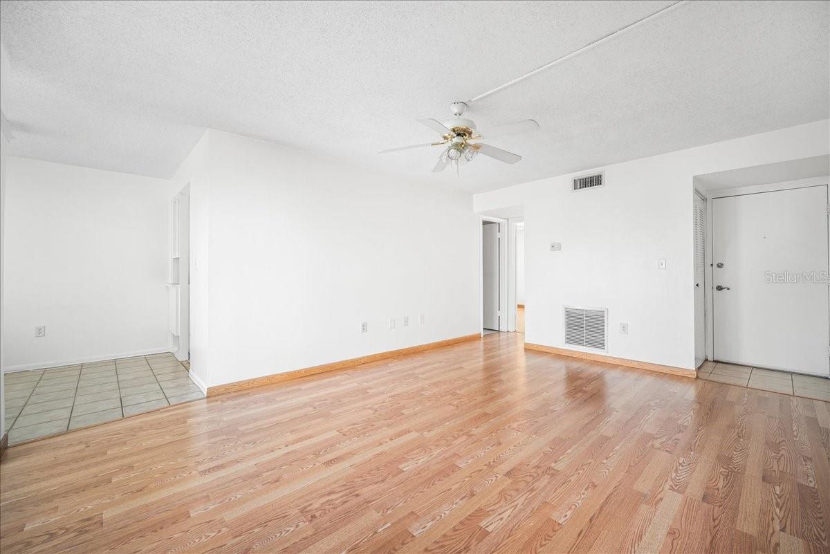 TB8426139 Property Photo