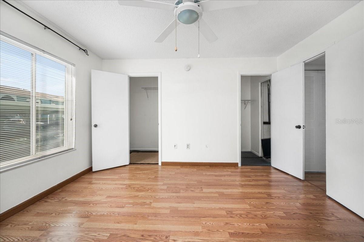 TB8426139 Property Photo