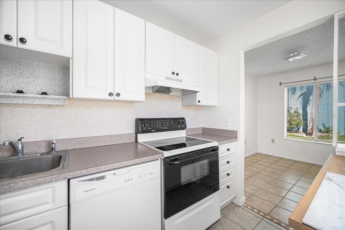 TB8426139 Property Photo