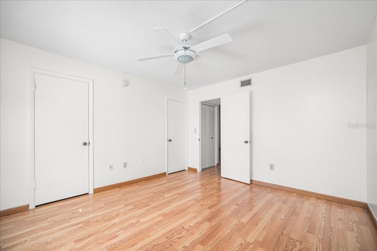 TB8426139 Property Photo