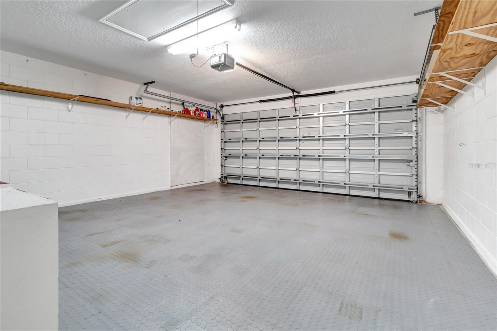 472 QUAIL HILL DR, DEBARY, FL, 32713