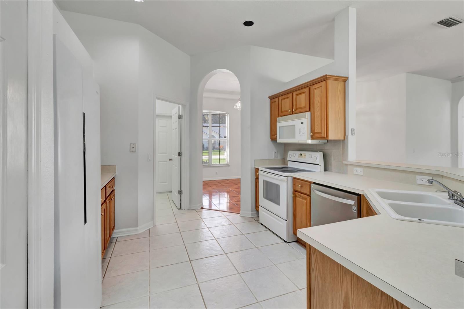 472 QUAIL HILL DR, DEBARY, FL, 32713