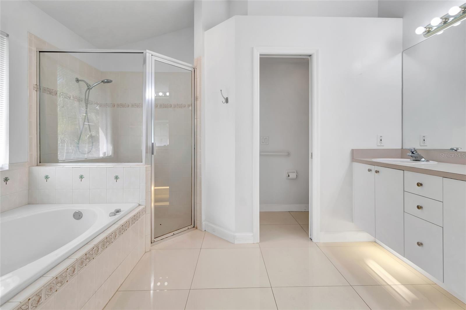 472 QUAIL HILL DR, DEBARY, FL, 32713