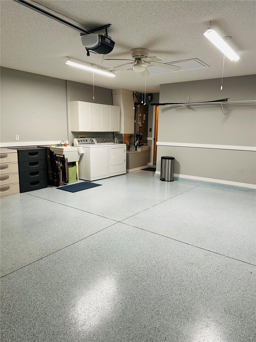 917 CAMINO DEL REY DR, LADY LAKE, FL, 32159