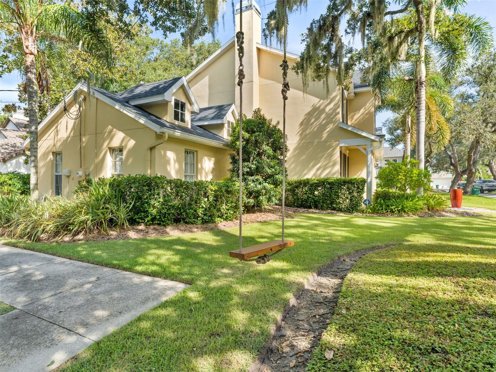 4705 S DAUPHIN AVE, TAMPA, FL, 33611