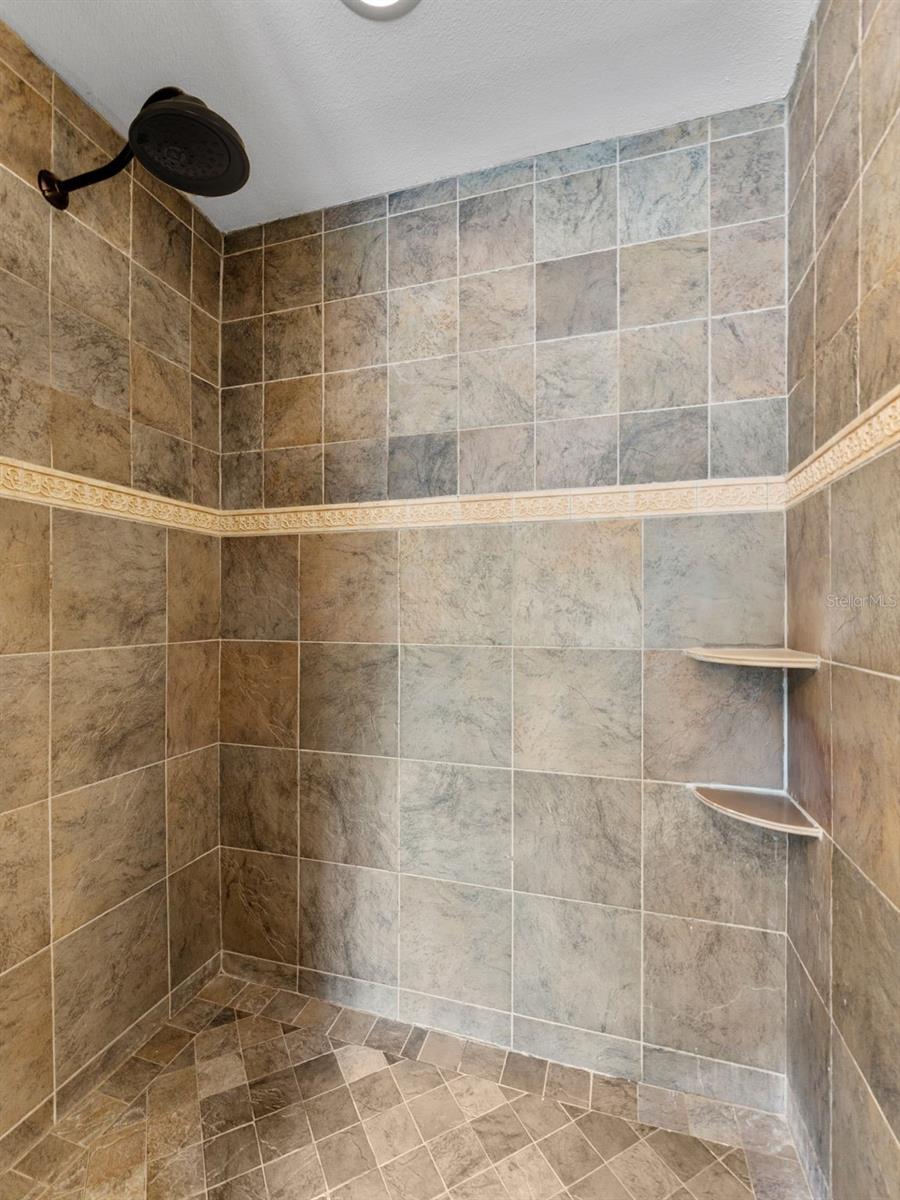 4705 S DAUPHIN AVE, TAMPA, FL, 33611