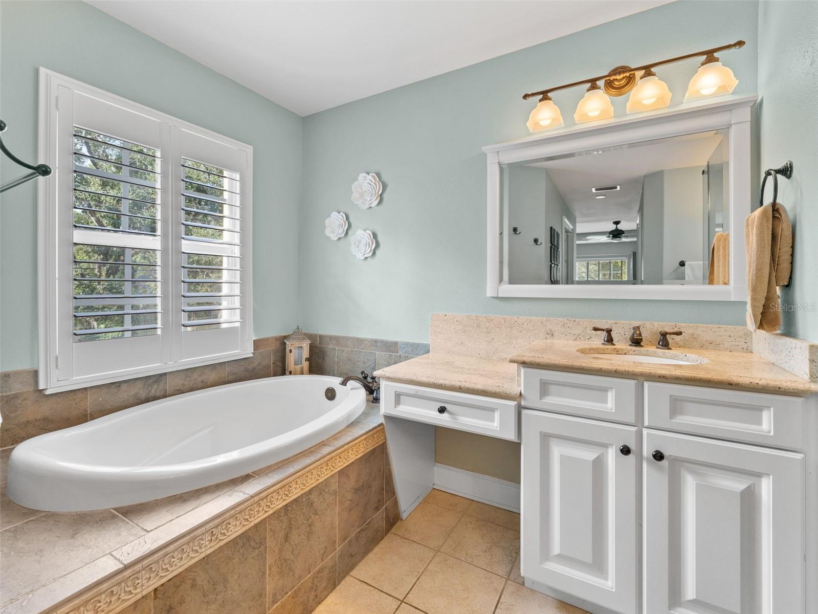 4705 S DAUPHIN AVE, TAMPA, FL, 33611