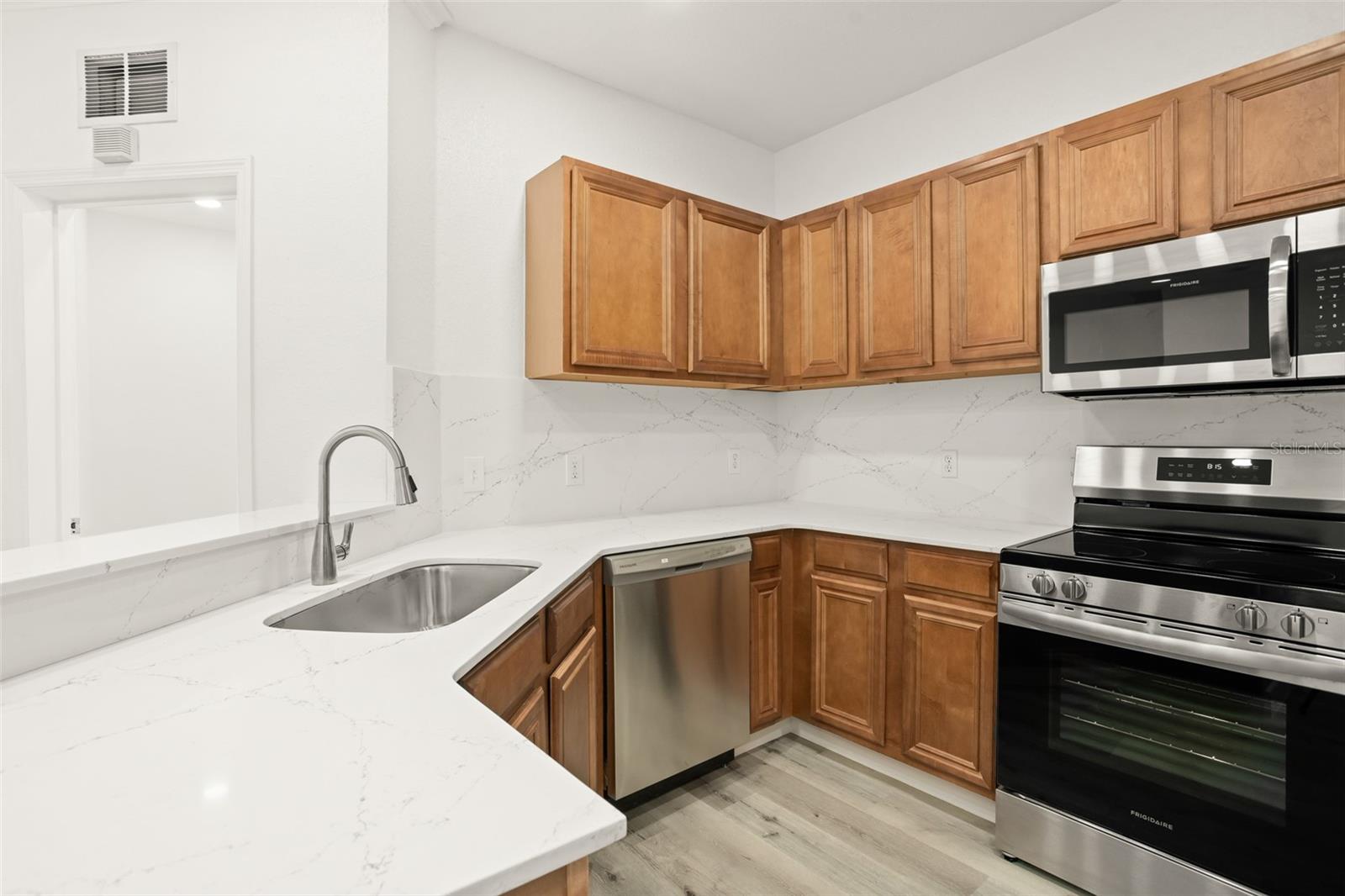 6119 METROWEST BLVD #106, ORLANDO, FL, 32835