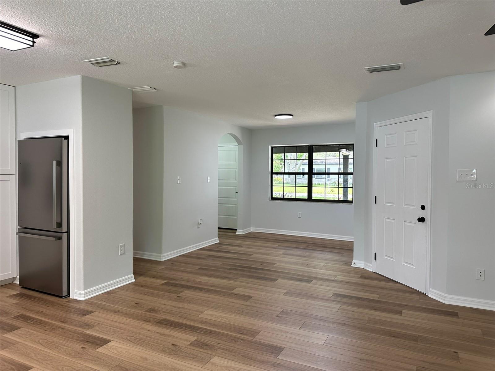 1008 N BRACEWELL DR, PLANT CITY, FL, 33563