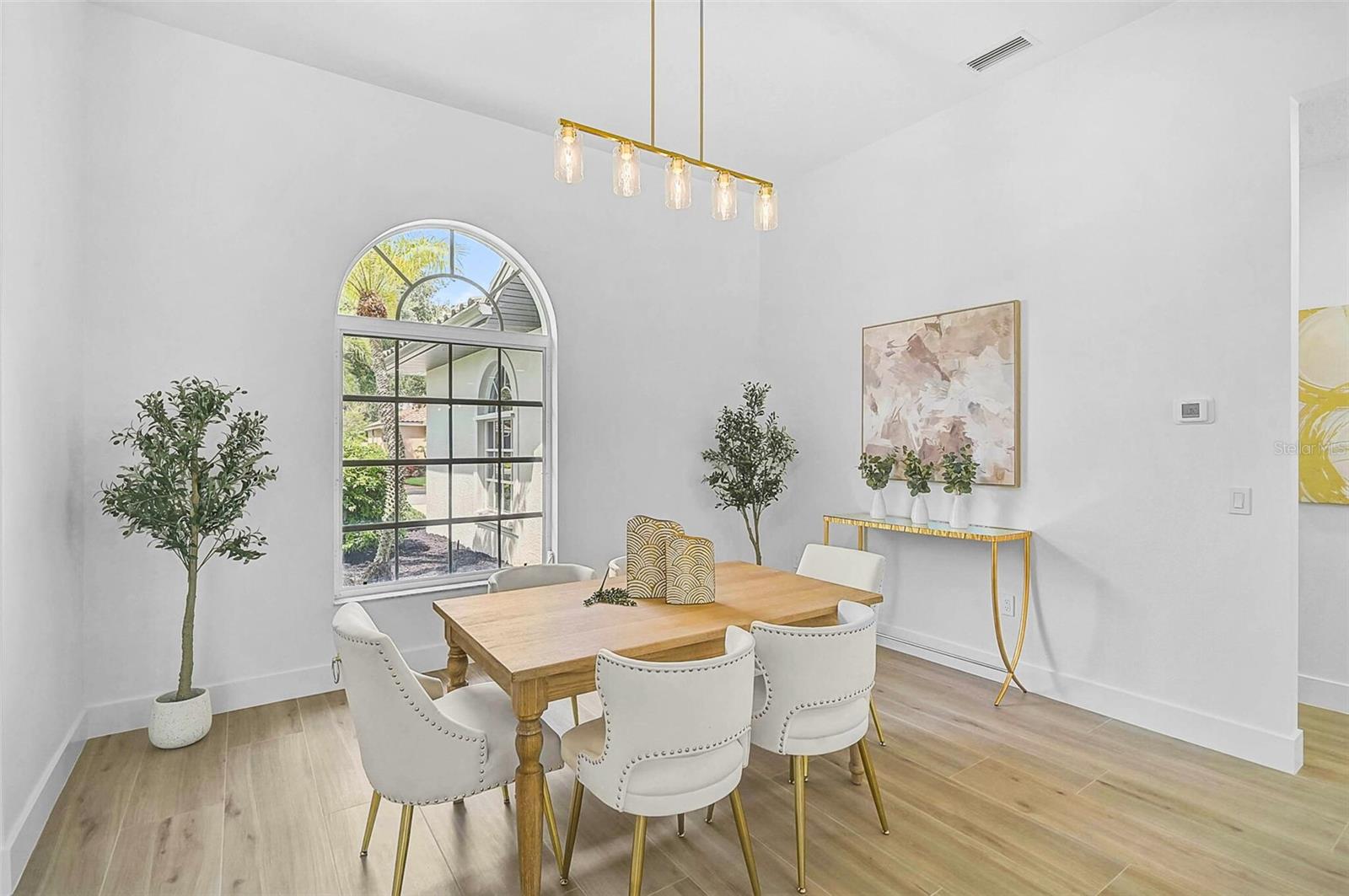 A4664625 Property Photo