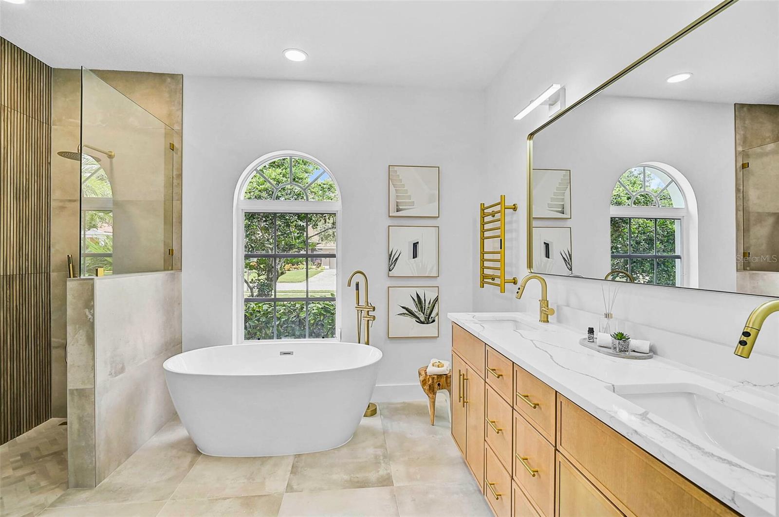 A4664625 Property Photo