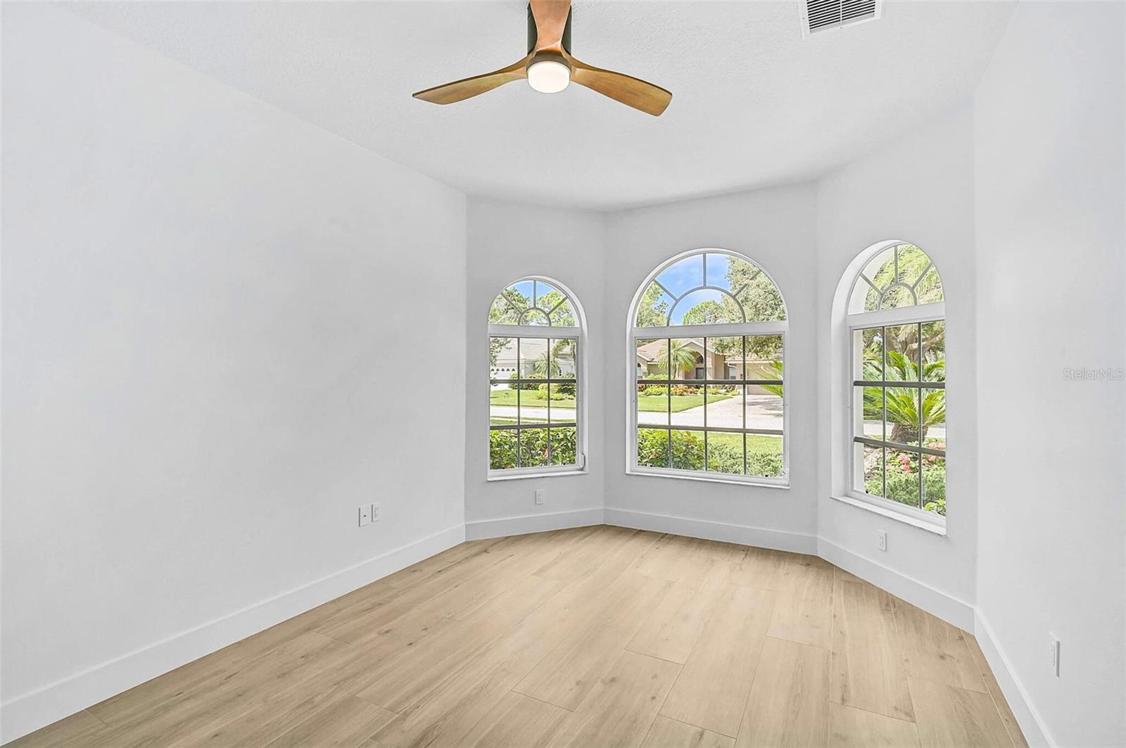A4664625 Property Photo