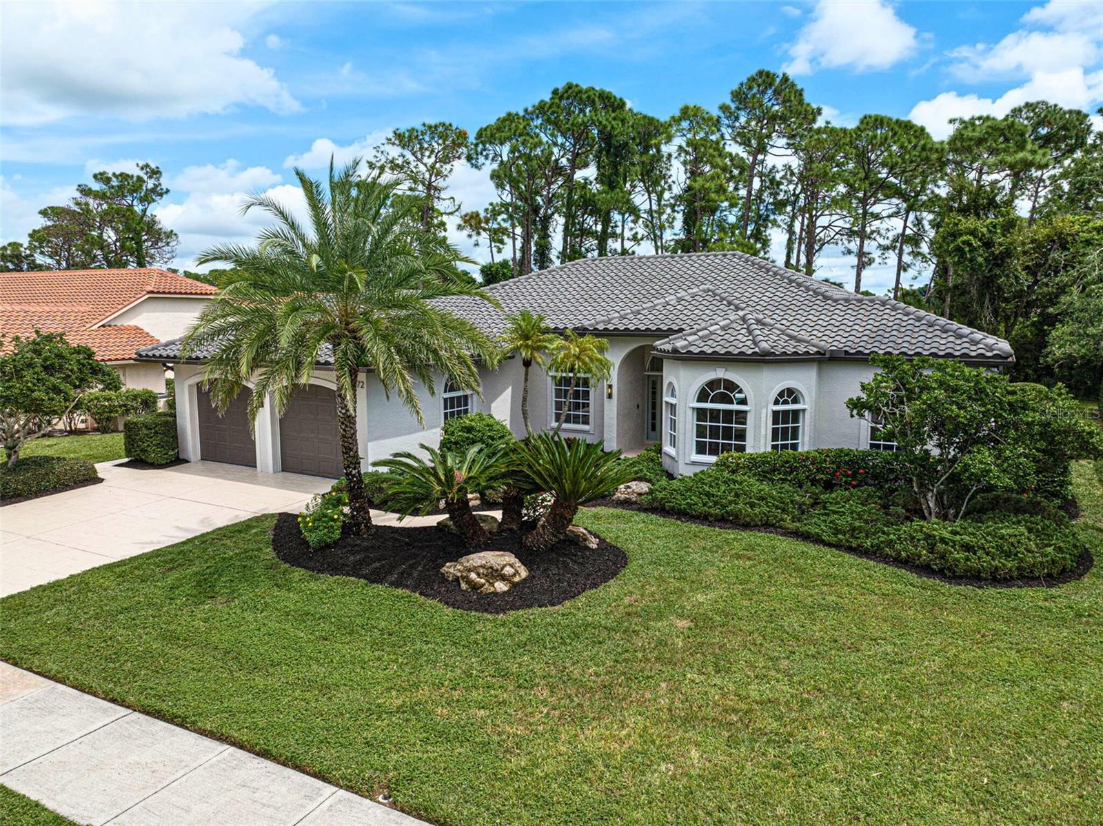A4664625 Property Photo