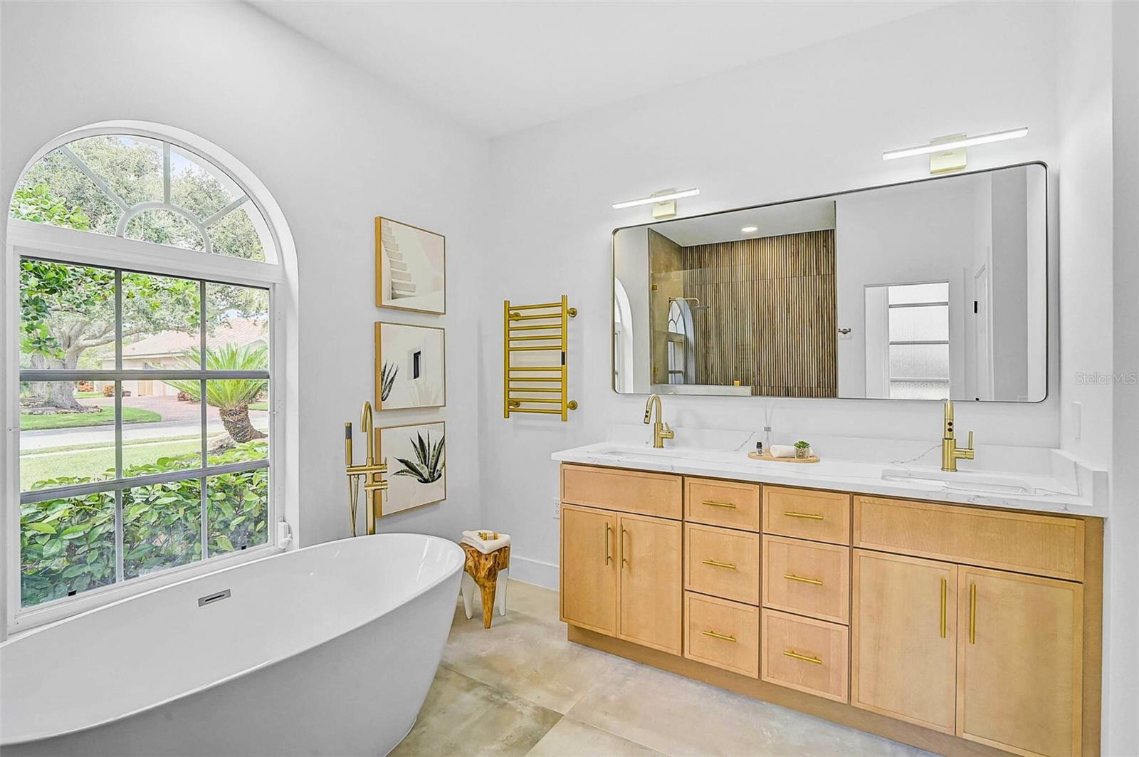 A4664625 Property Photo