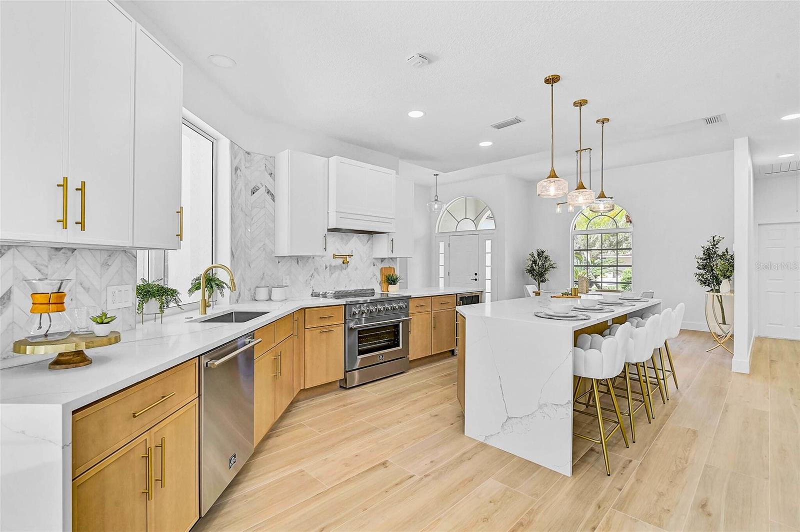 A4664625 Property Photo