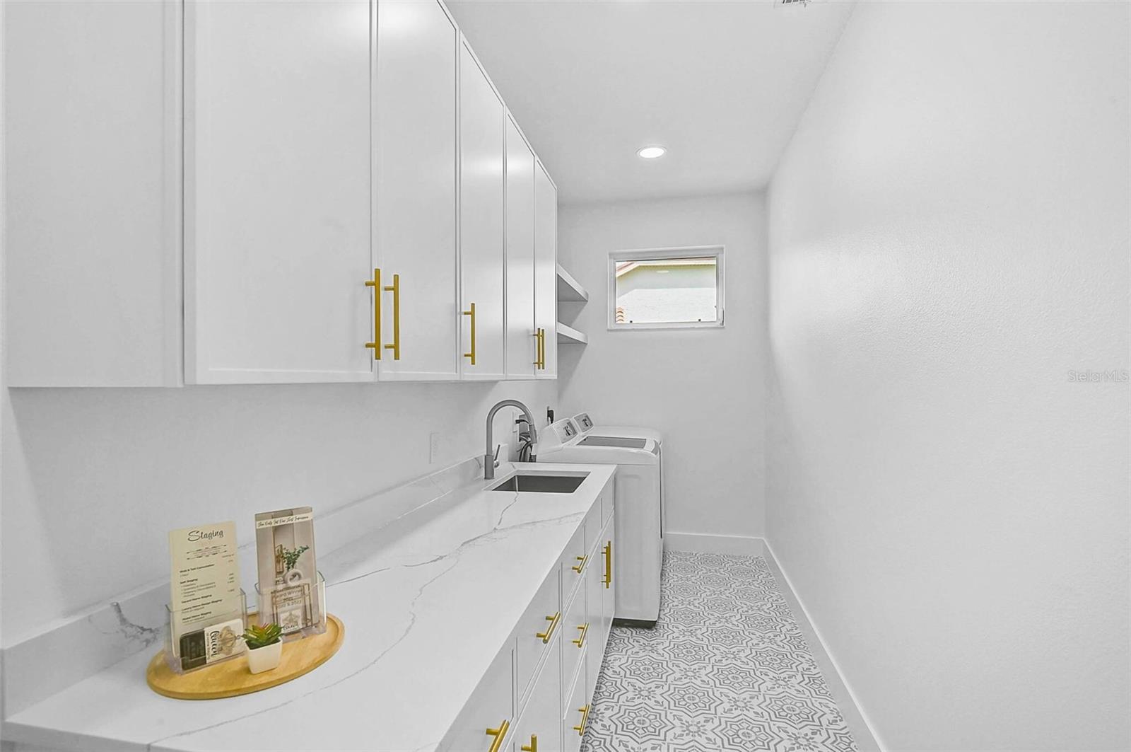A4664625 Property Photo