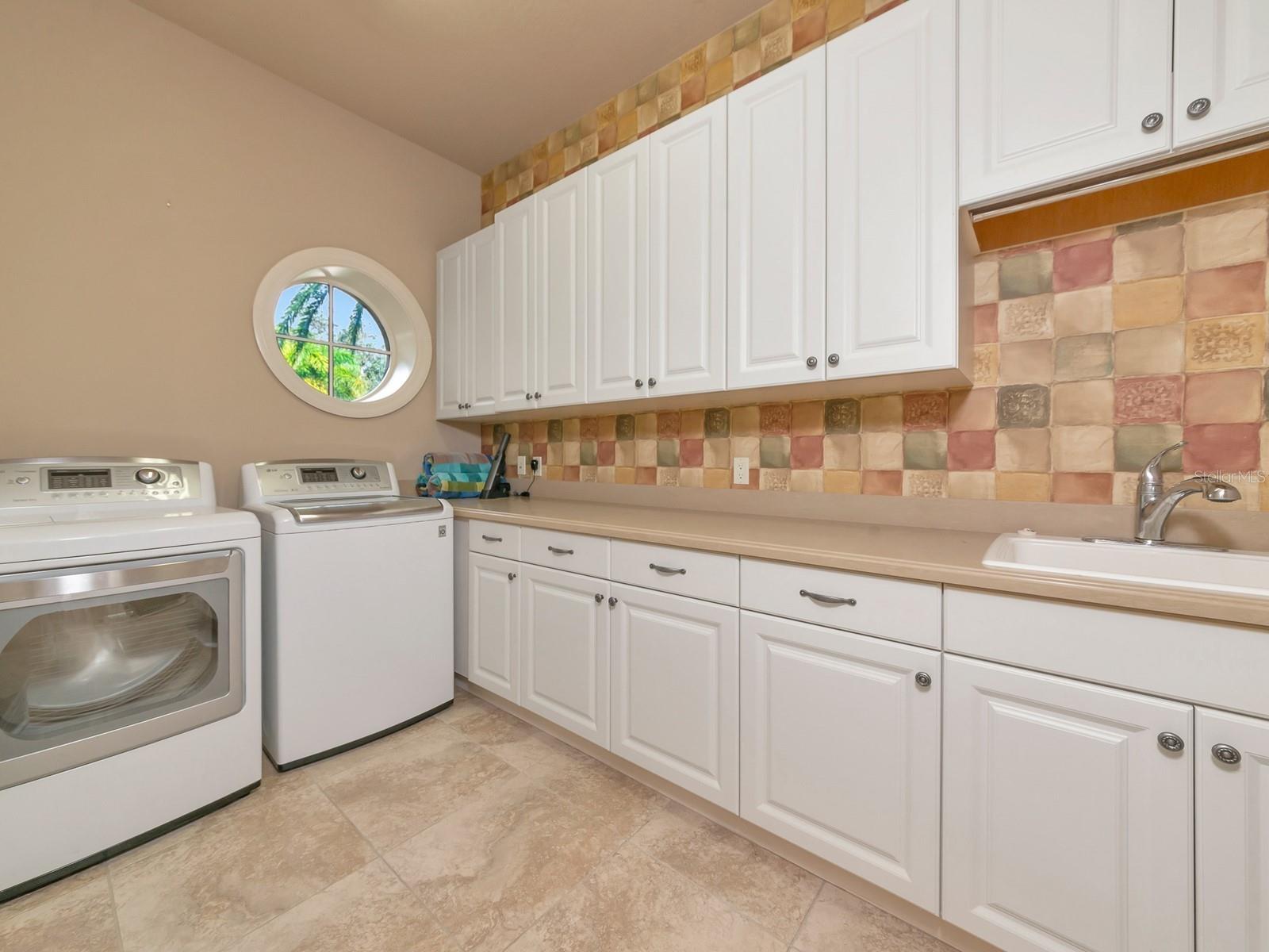 A4664635 Property Photo