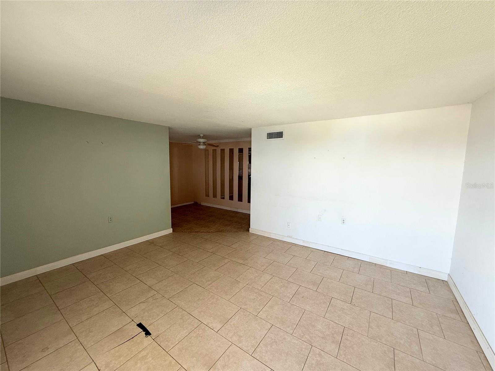 765 JOHN RINGLING BLVD #32, SARASOTA, FL, 34236