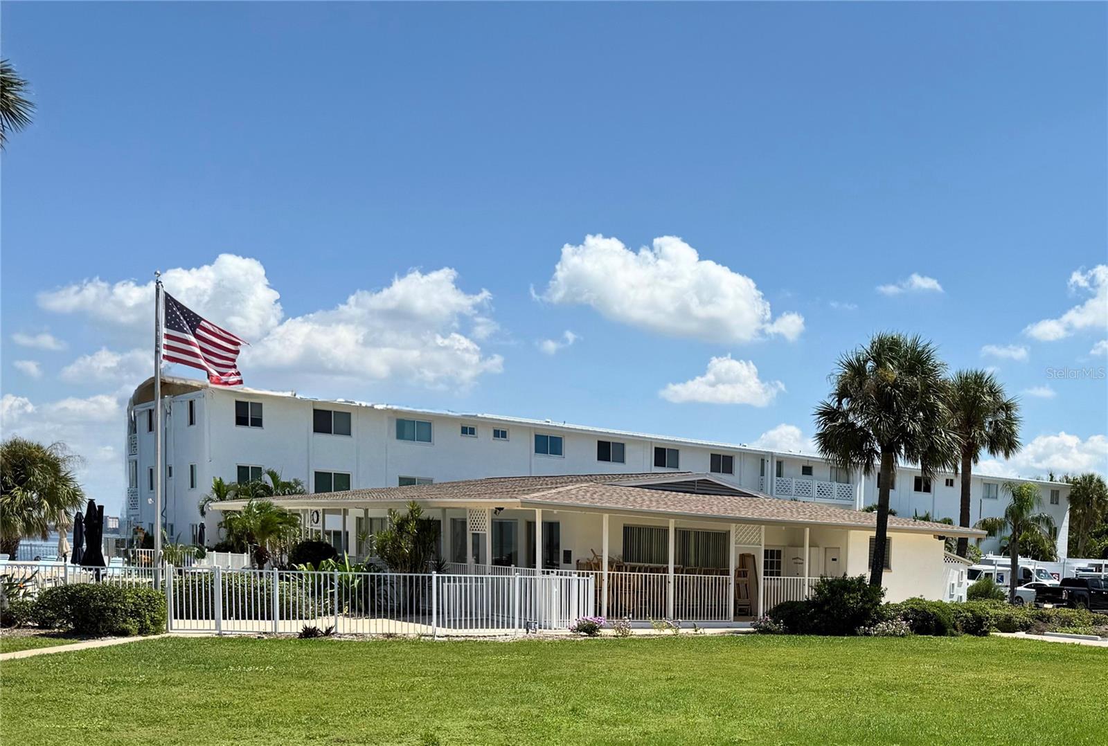 765 JOHN RINGLING BLVD #32, SARASOTA, FL, 34236
