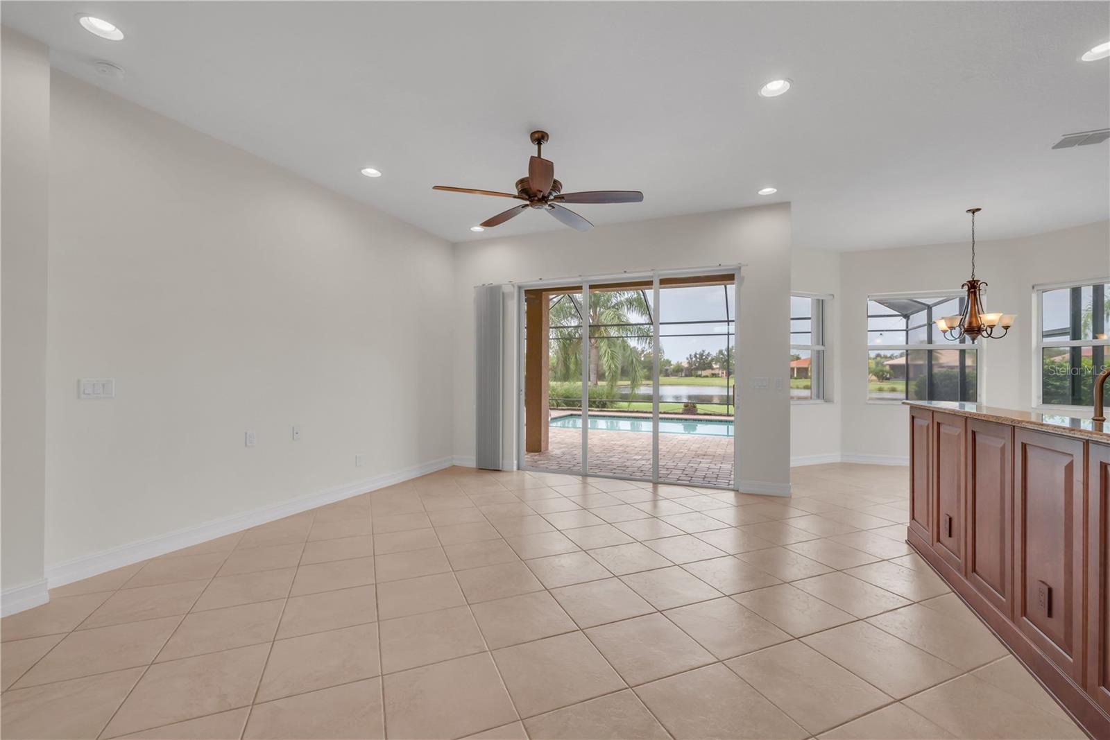 5011 CRYSTAL BEACH DR, WIMAUMA, FL, 33598