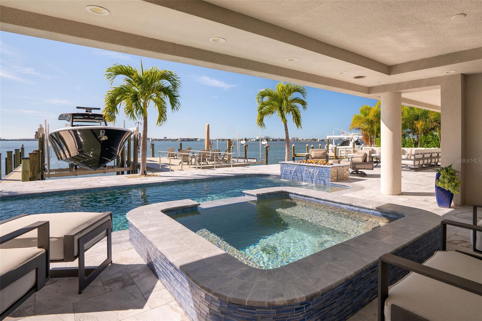 TB8426230 Property Photo