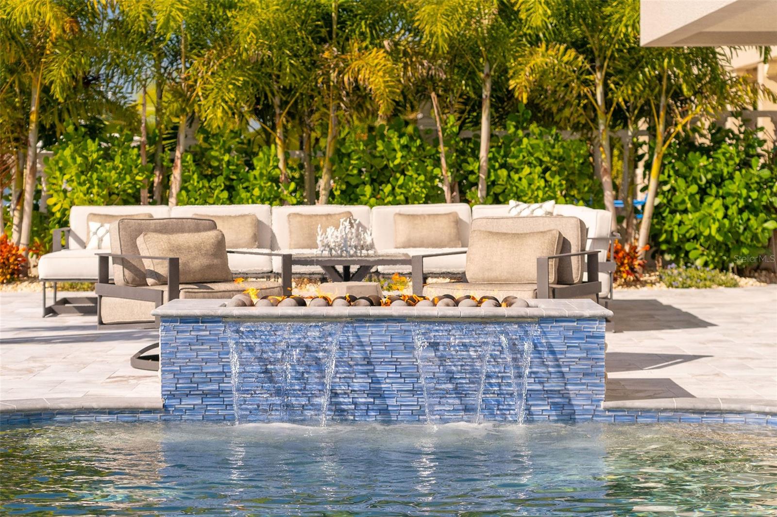 TB8426230 Property Photo