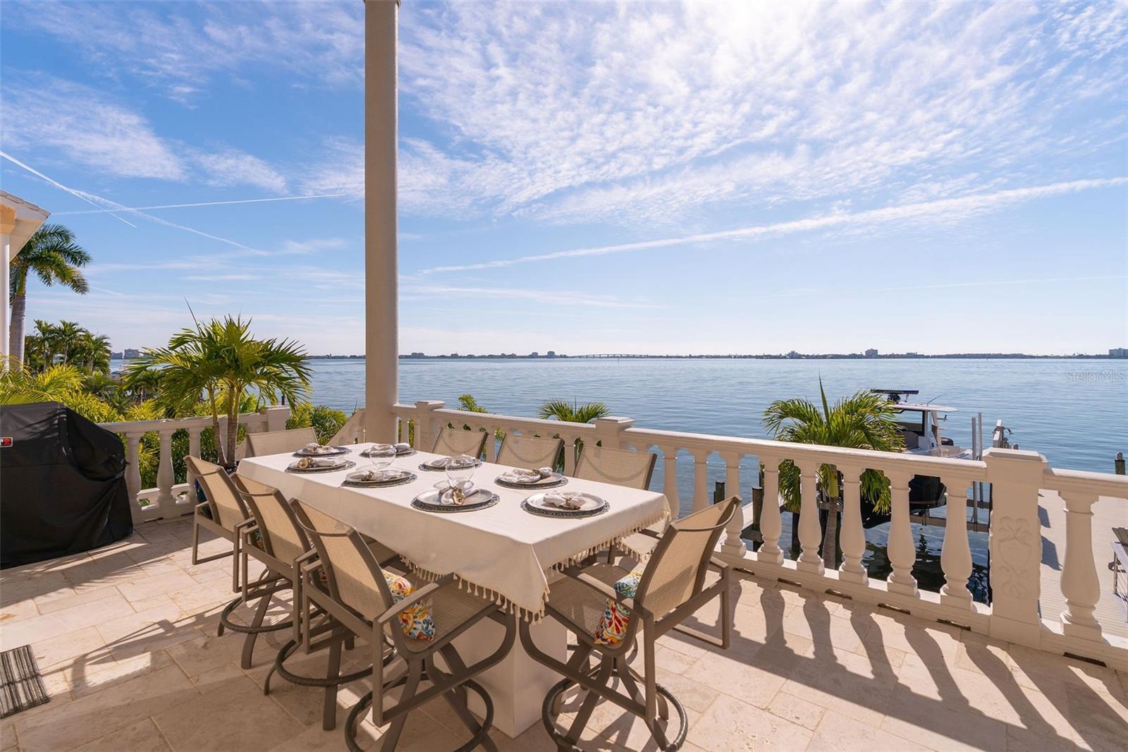 TB8426230 Property Photo