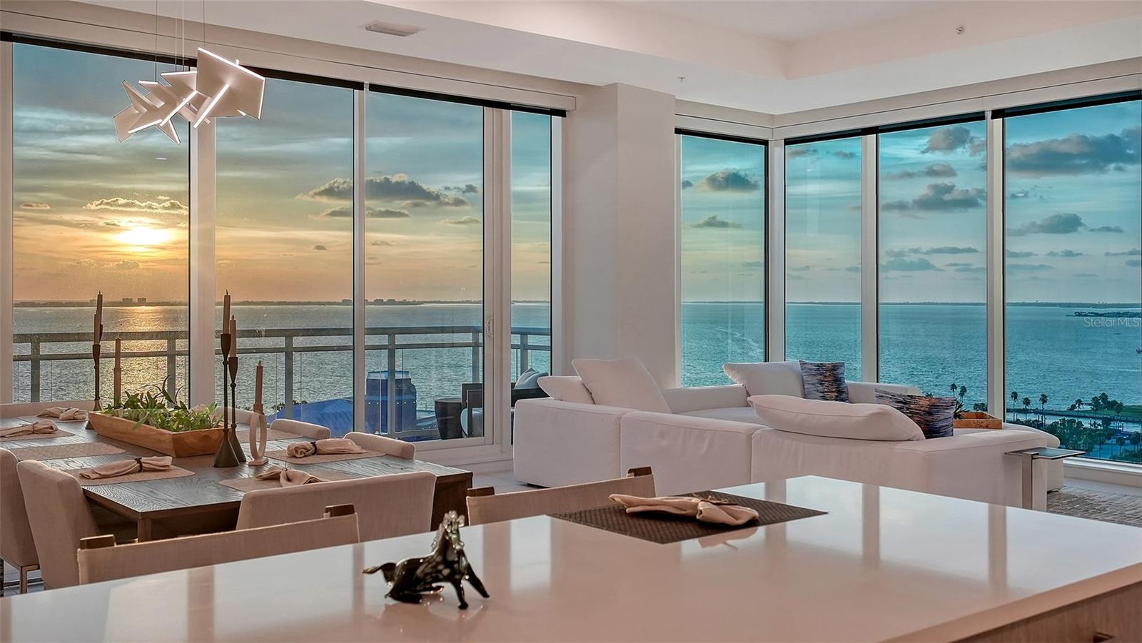 540 N TAMIAMI TRL #1702, SARASOTA, FL, 34236