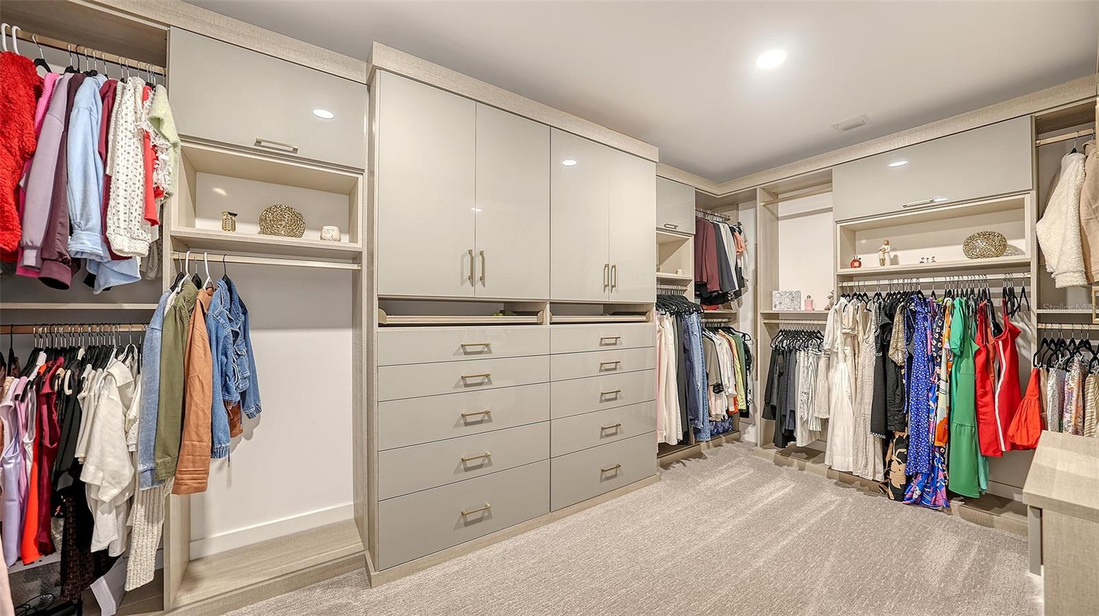 540 N TAMIAMI TRL #1702, SARASOTA, FL, 34236