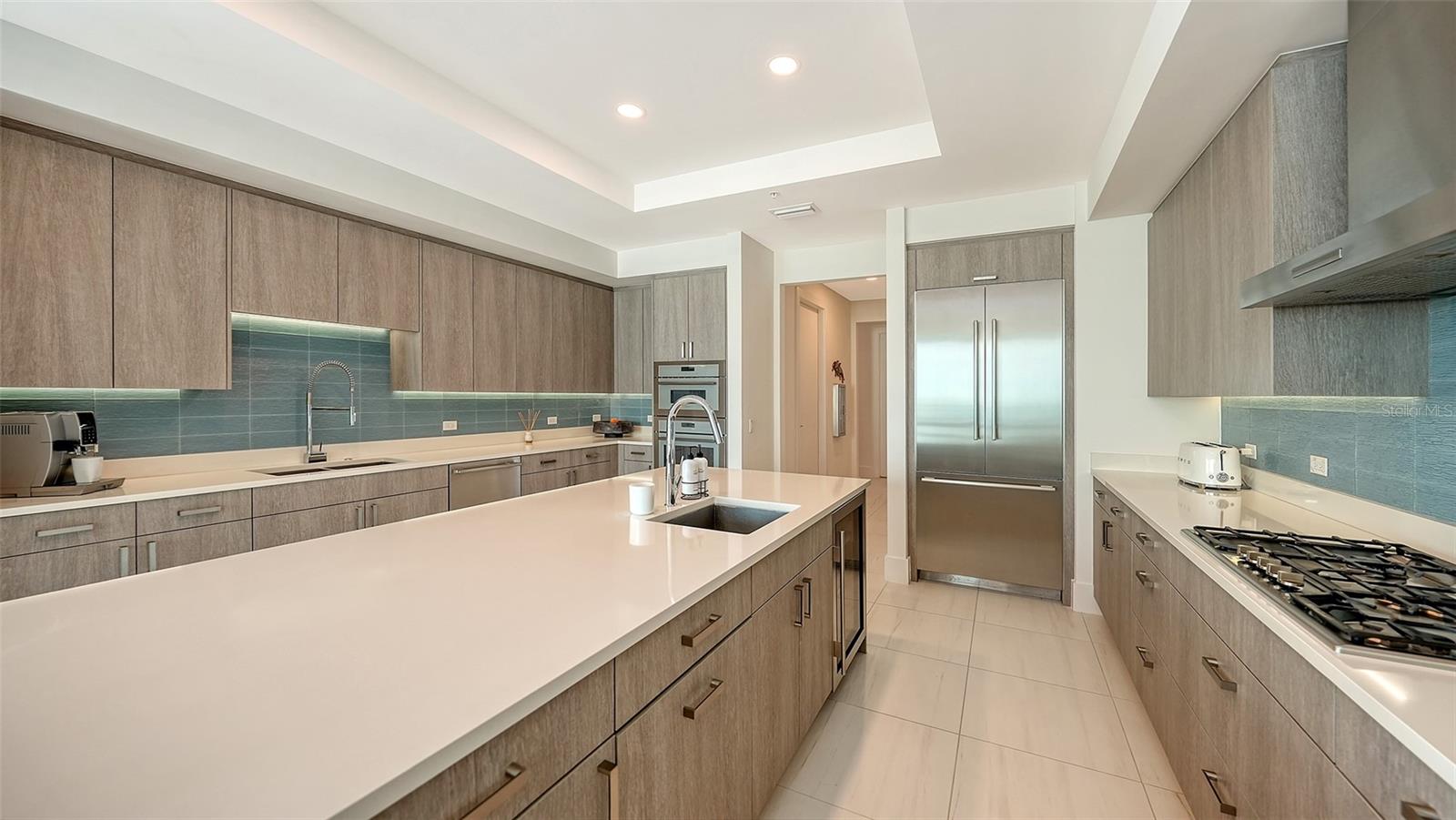 540 N TAMIAMI TRL #1702, SARASOTA, FL, 34236