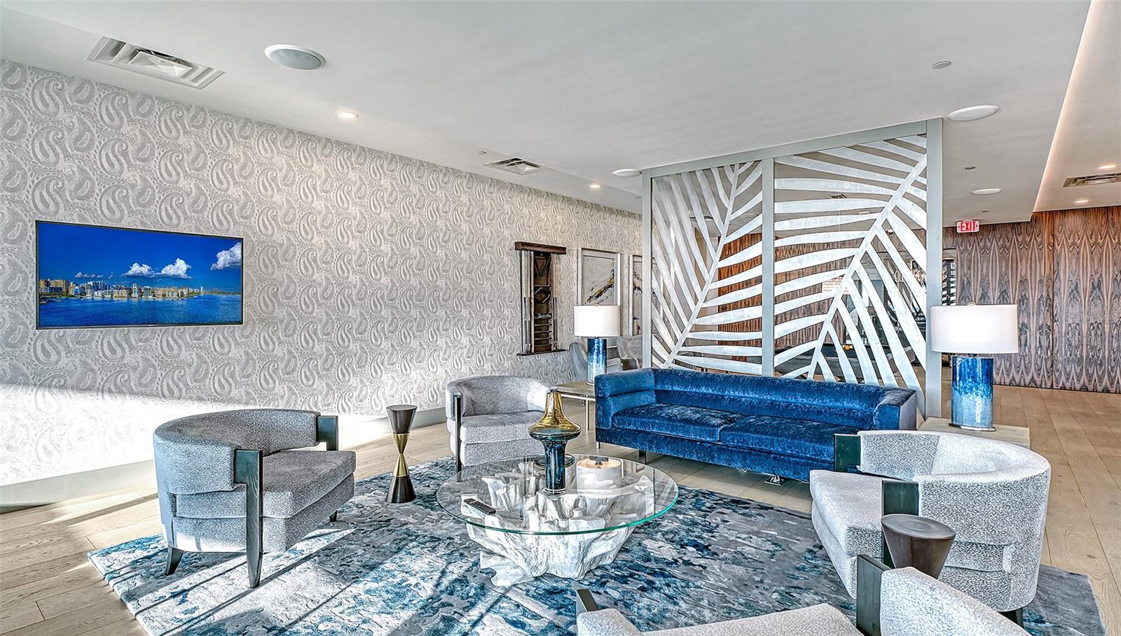 540 N TAMIAMI TRL #1702, SARASOTA, FL, 34236