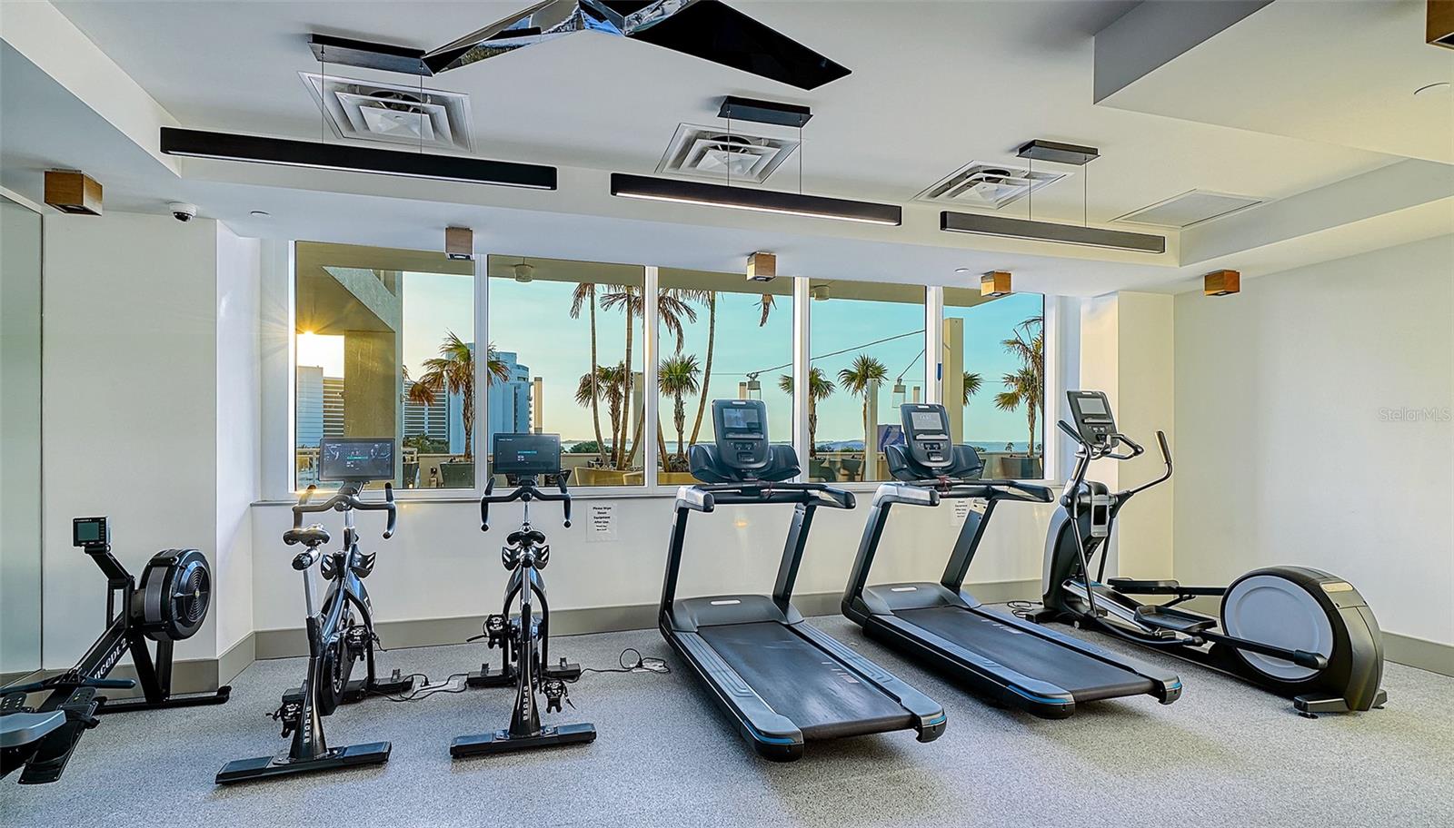 540 N TAMIAMI TRL #1702, SARASOTA, FL, 34236