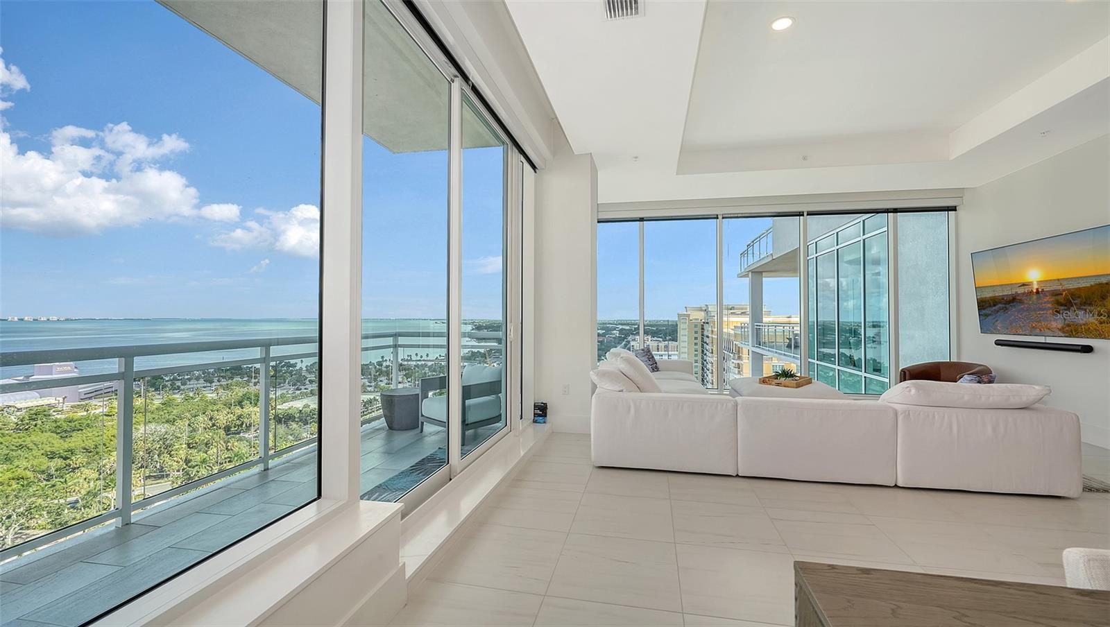 540 N TAMIAMI TRL #1702, SARASOTA, FL, 34236