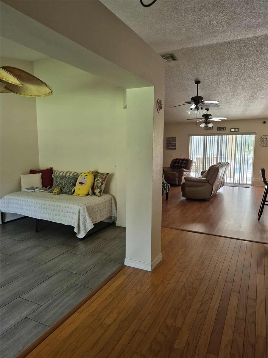 30733 E BUTTERCUP LN, MOUNT DORA, FL, 32757