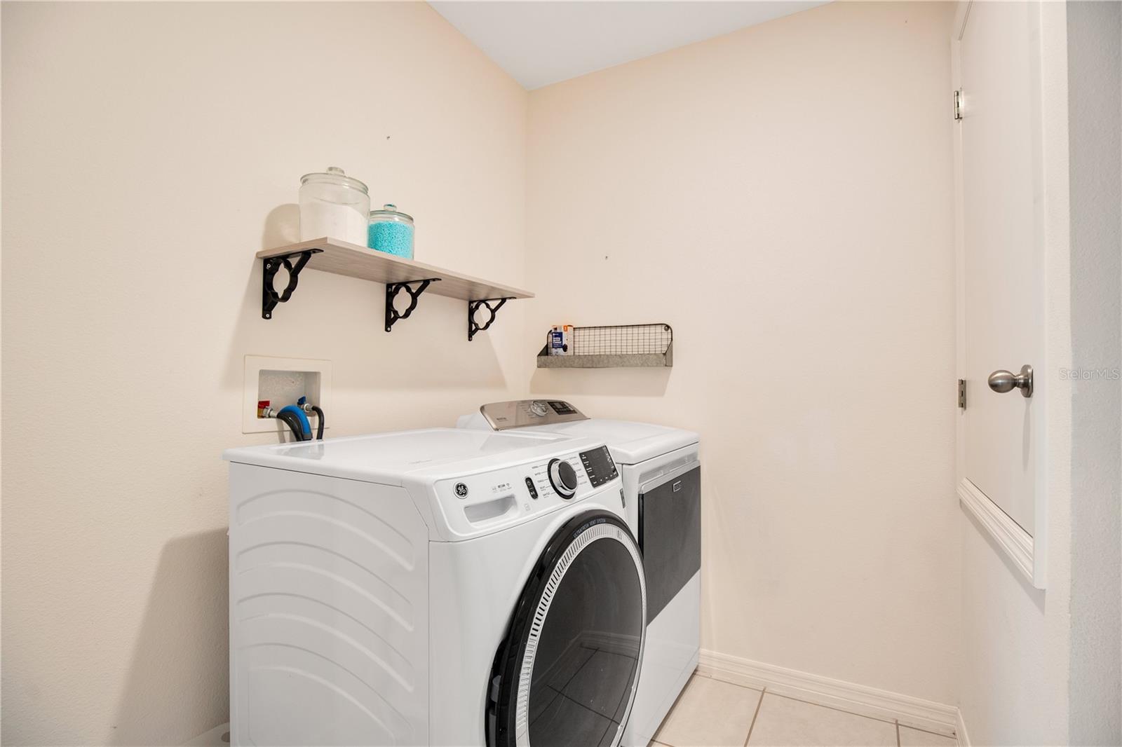 186 E FIESTA KEY LOOP, DELAND, FL, 32720