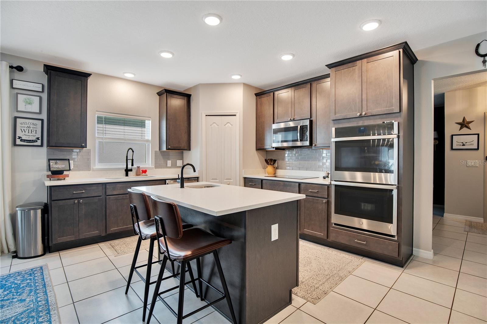 186 E FIESTA KEY LOOP, DELAND, FL, 32720