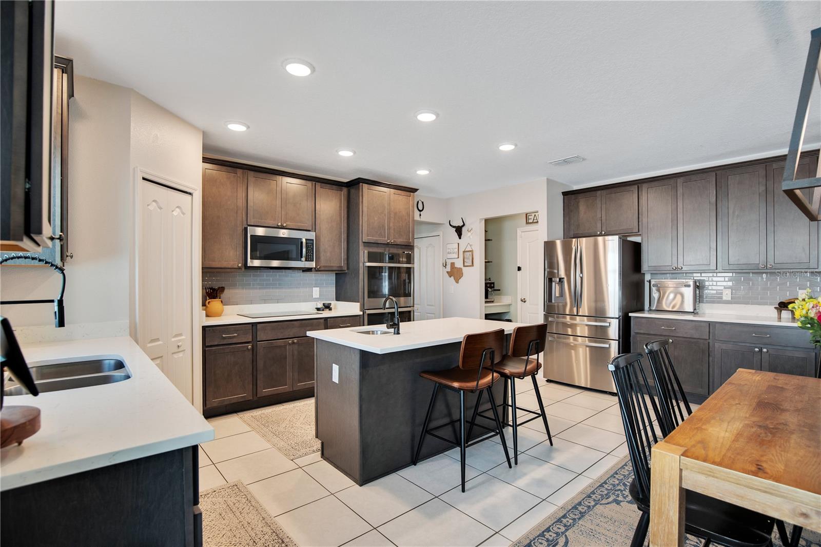 186 E FIESTA KEY LOOP, DELAND, FL, 32720