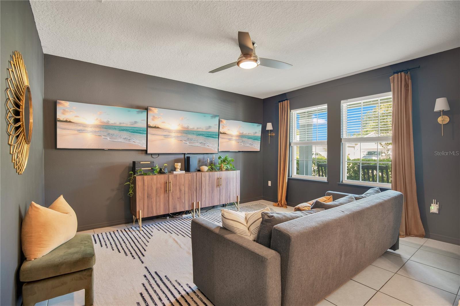 186 E FIESTA KEY LOOP, DELAND, FL, 32720