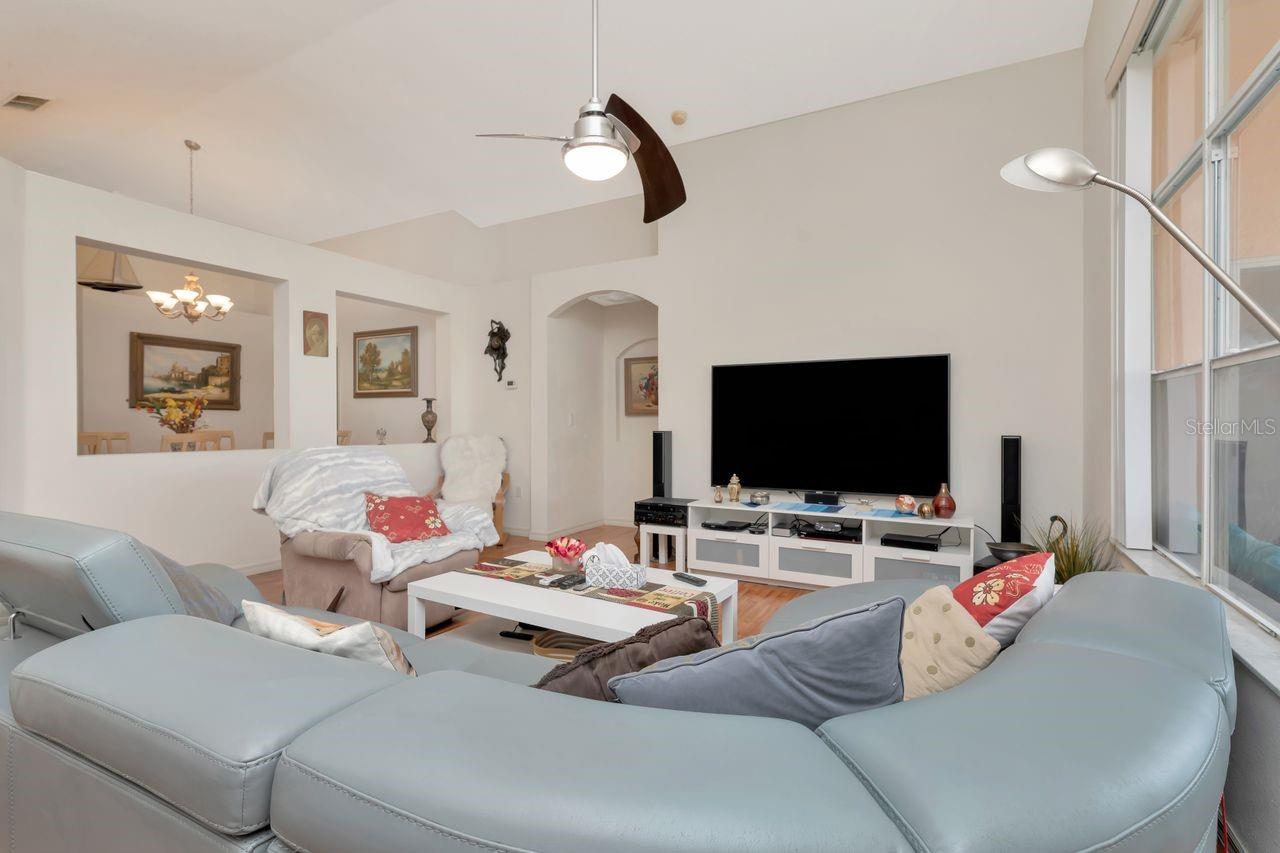 Spacious Living room,