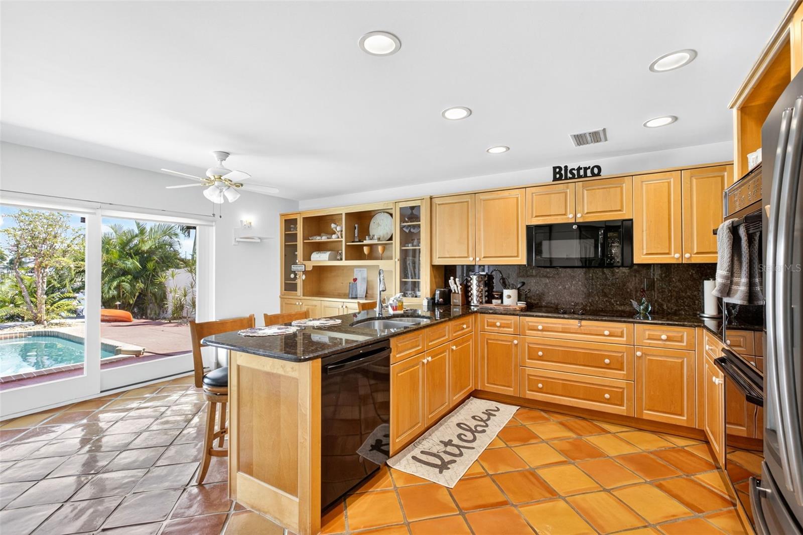487 ISLAND WAY, CLEARWATER BEACH, FL, 33767
