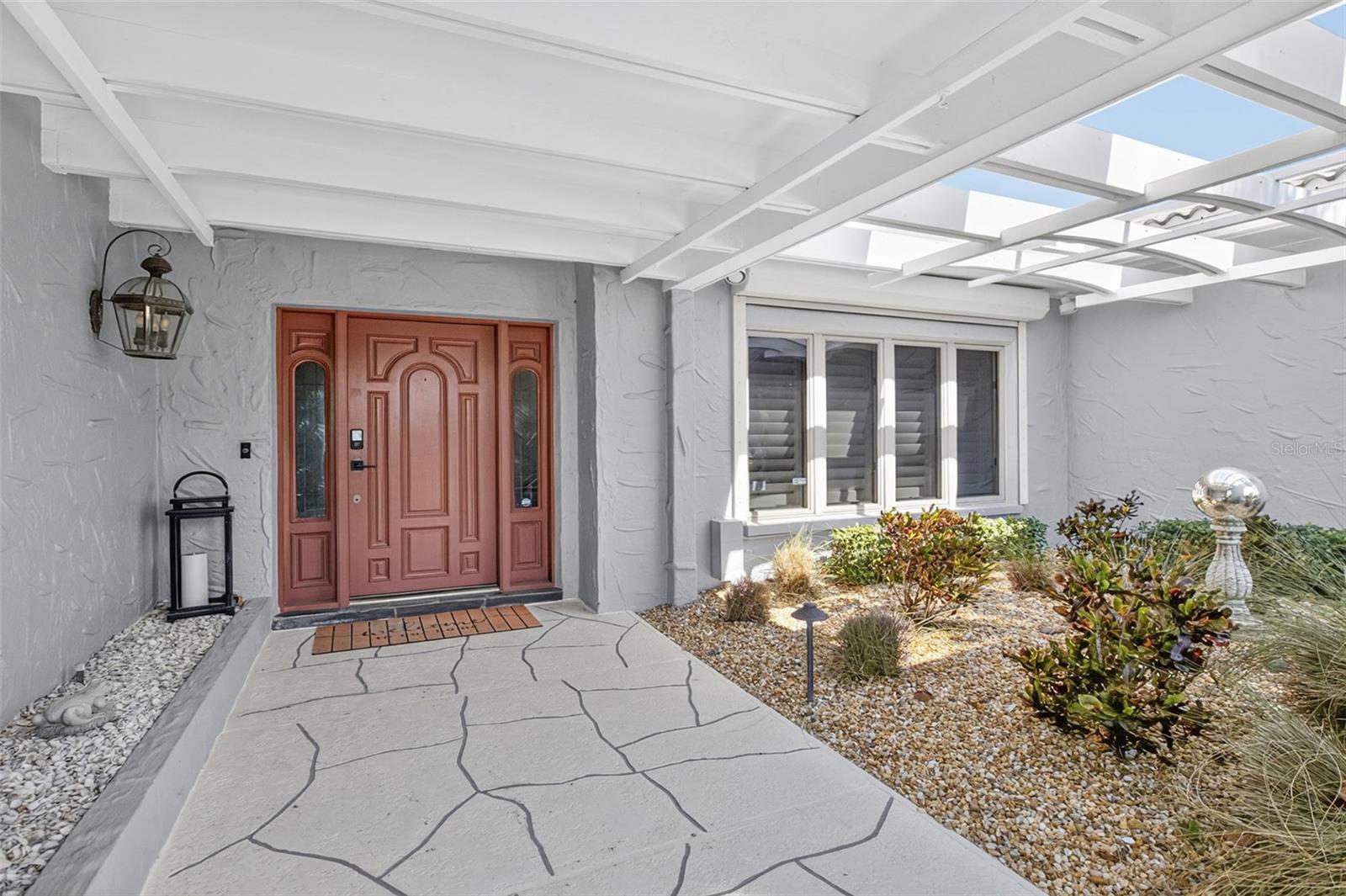 487 ISLAND WAY, CLEARWATER BEACH, FL, 33767