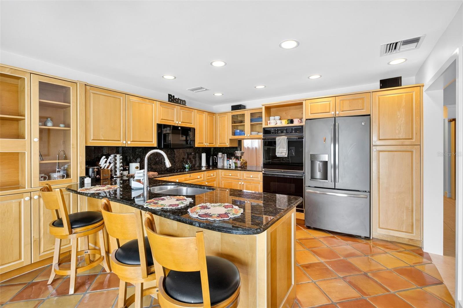 487 ISLAND WAY, CLEARWATER BEACH, FL, 33767